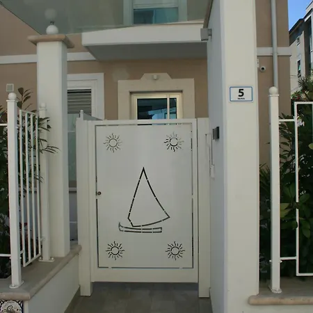 Mare Vicino Al Centro * Сан-Бенедетто-дель-Тронто